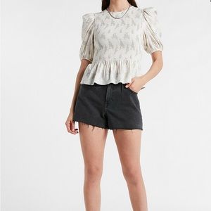 NWOT - Express Floral Linen-Blend Smocked Puff Sleeve Top size M